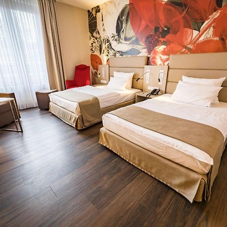 First Inn Hotel اتسوكو المظهر الخارجي الصورة