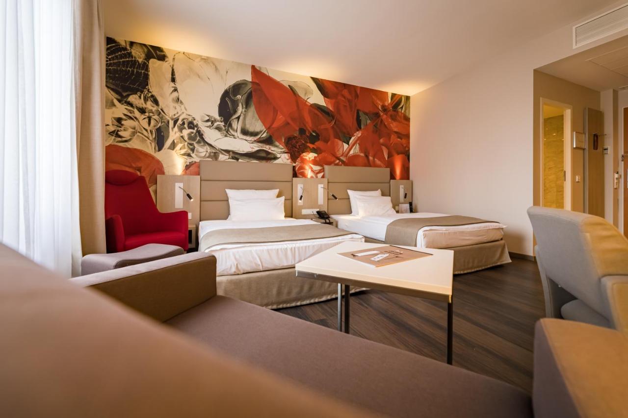 First Inn Hotel اتسوكو المظهر الخارجي الصورة