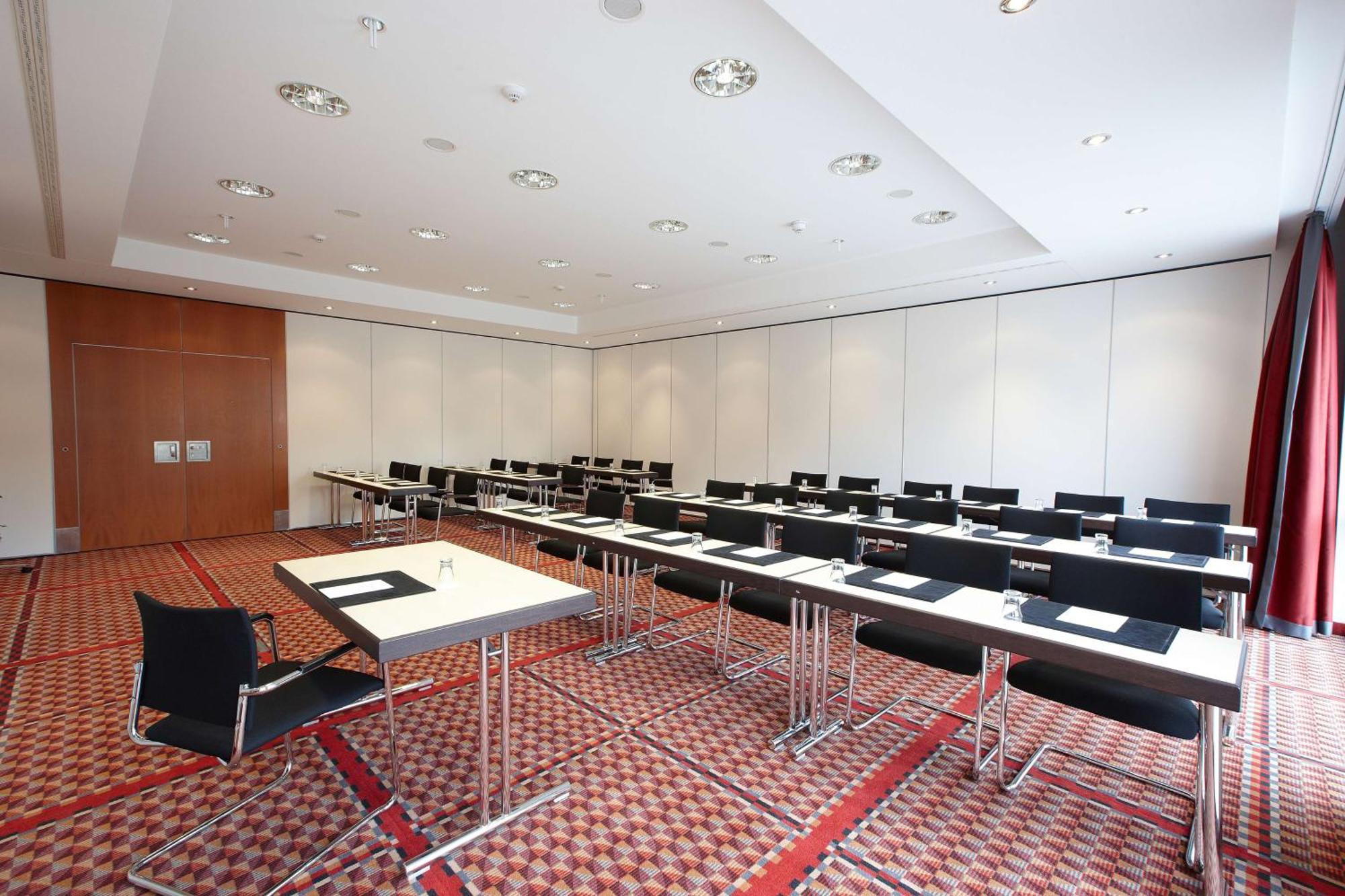 First Inn Hotel اتسوكو المظهر الخارجي الصورة